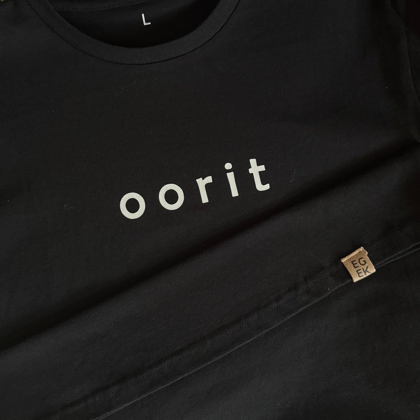 "Oorit" t-hemp